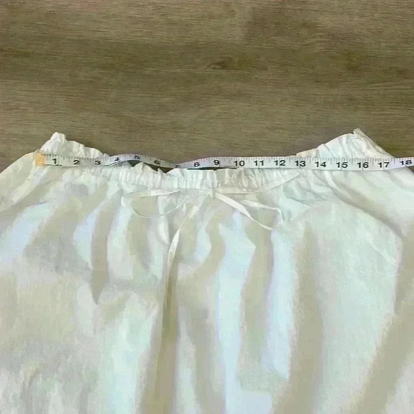 H&M Divided Nylon Circle Skirt sz L (runs large) - Picture 3 of 12